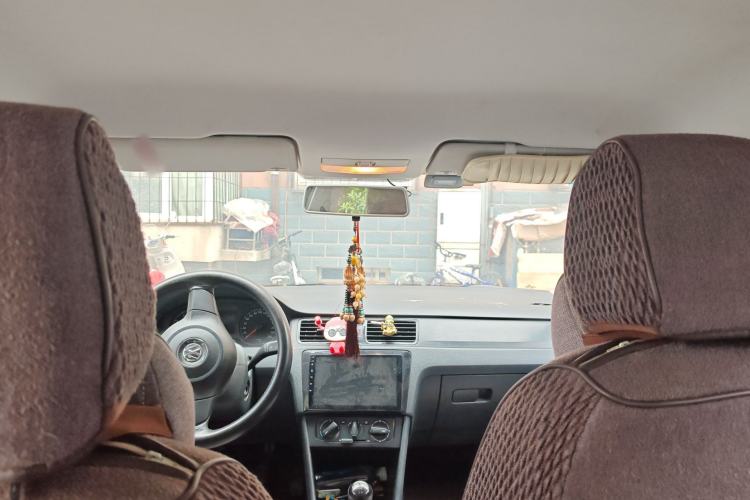 Used Volkswagen Santana 2013 1.6L Manual Fashion Edition Headliner