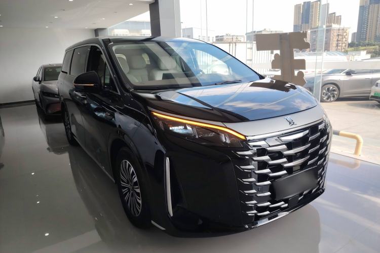 Used BYD Xia 2025 DM-i 1.5T 180km Beyond Edition