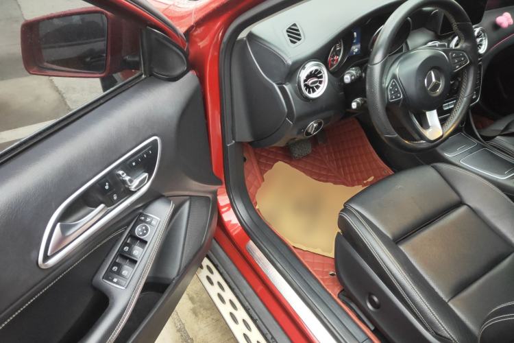 Used Mercedes-Benz GLA 2018 GLA 200 Fashion Model
