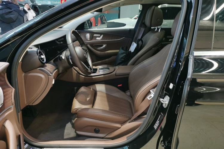 Used Mercedes-Benz E-Class 2022 Second Facelift E 300 L Luxury Edition
