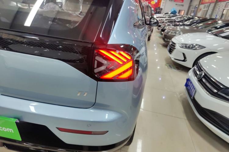 Used ARCFOX T1 2025 Model 425 PLUS