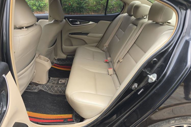 Used Honda Crider 2013 1.8L automatic luxury edition Left Rear Seat