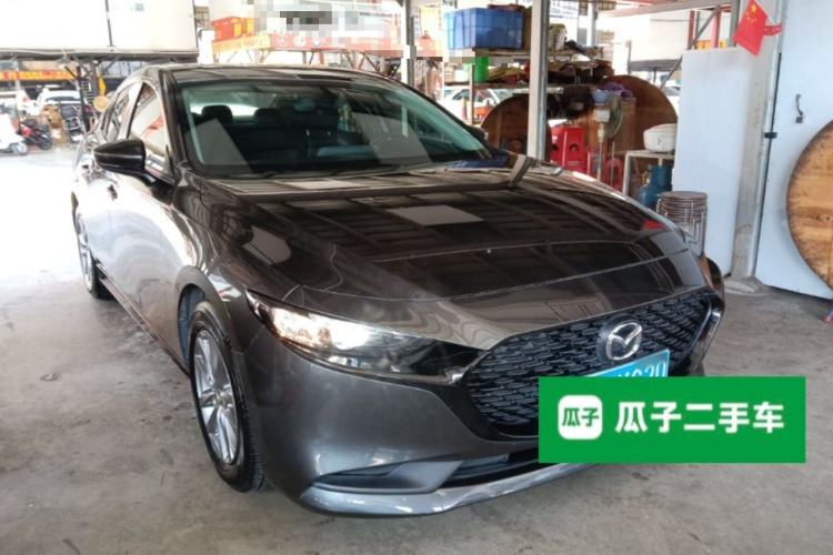 Used Mazda 3 Axela 2020 1.5L Automatic Luxury Version Front Right 45 Deg