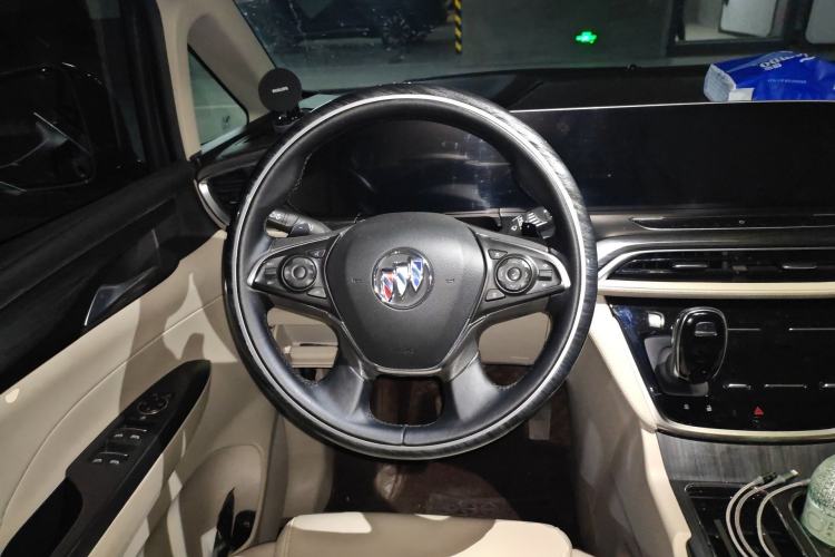 Used Buick GL8 2022 ES Landtrek 653T Luxury Edition
