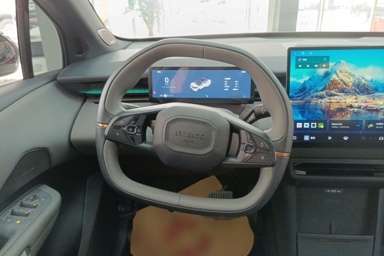 Used Lynk & Co Z20 2025 530 km Range Rear-Wheel Drive Pro