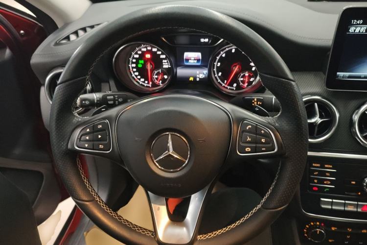 Used Mercedes-Benz GLA 2018 GLA 200 Fashion Model