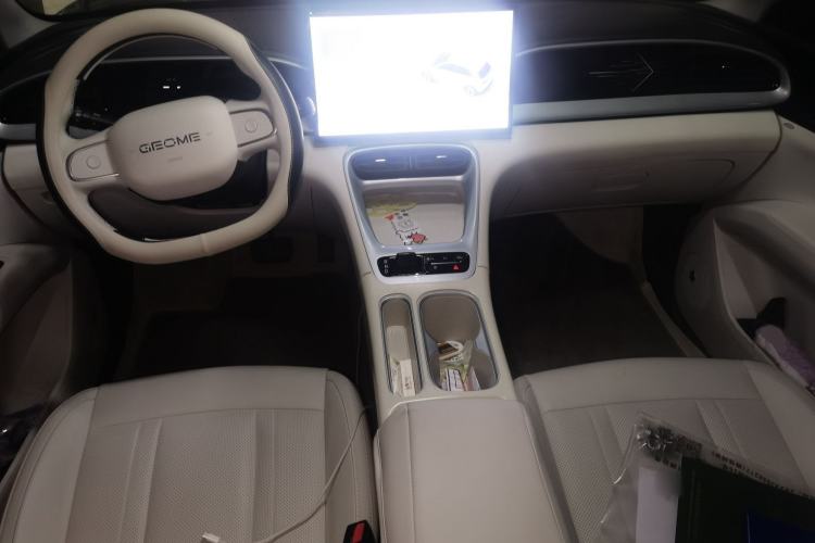 Used Geely Galaxy Geome 2025 UP 410km Exploration Edition
