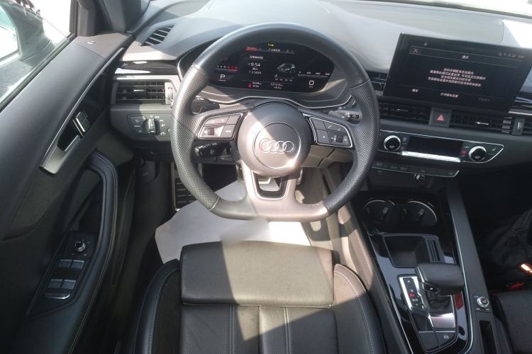 Used Audi A4L 2024 40 TFSI Luxury Dynamic Edition
