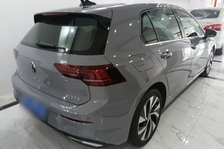 Used Volkswagen Golf 2025 Facelifted 300TSI Pro
