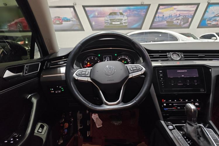 Used Volkswagen Magotan 2020 330TSI DSG Leading Model
