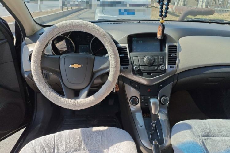 Used Chevrolet Cruze 2015 1.5L Classic SE AT Steering Wheel