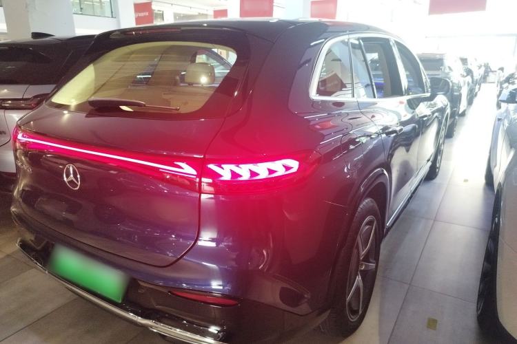 Used Mercedes-Benz EQS SUV 2023 450 4MATIC Pioneer Edition Rear Right 45 Deg