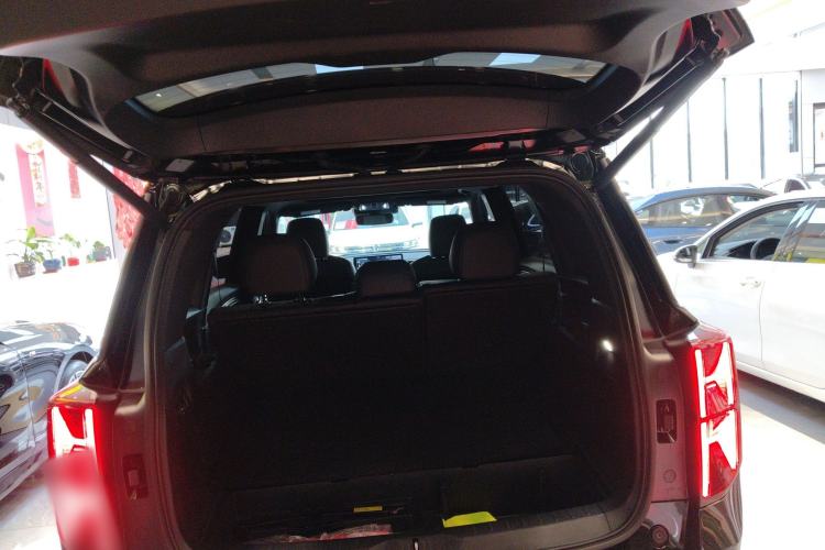 Used GAC Trumpchi GS8 2025 Linghang Series 2.0 TGDI Four-Wheel-Drive Luxury Edition 5 Seats Trunk