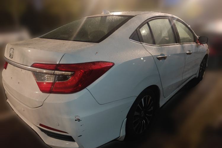 Used Honda Crider 2015 1.8L automatic luxury edition Rear Right 45 Deg