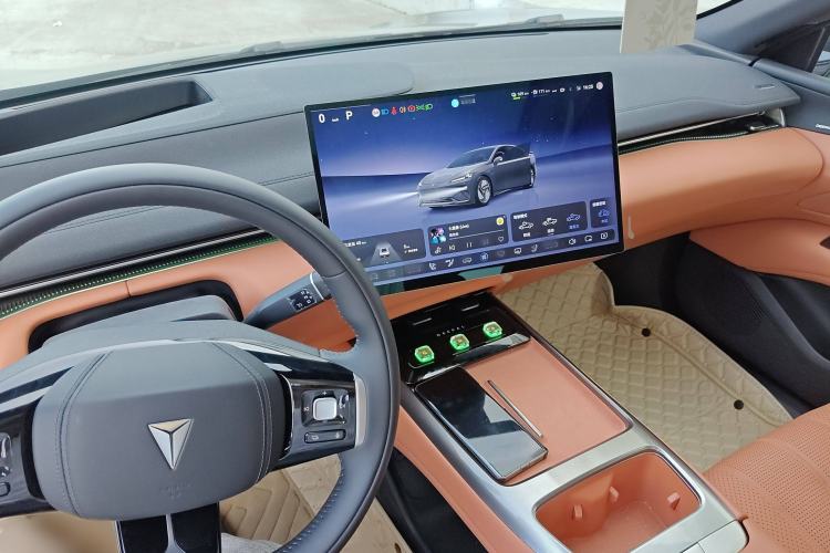 Used Deepal L07 2024 230Max Qiankun Intelligent Driving ADS SE Range-Extended Version