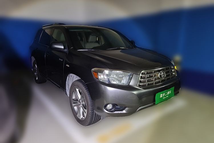 Used Toyota Highlander 2009 3.5L 4x4 7-Seater Luxury Edition Front Right 45 Deg
