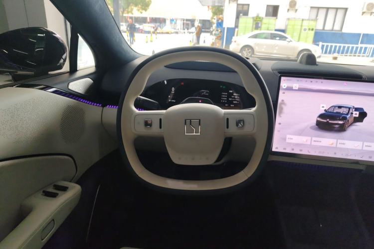 Used Zeekr 007 2024 Rear-Drive Version 100 kWh
