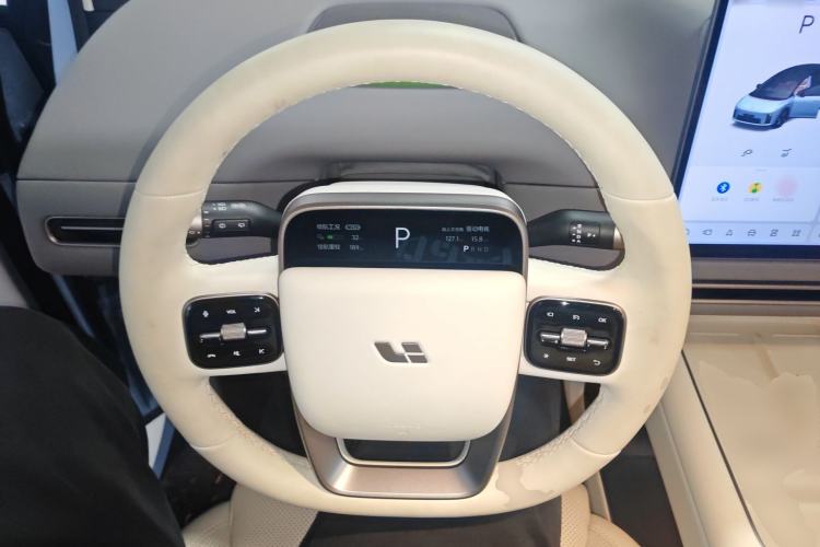 Used Li Auto i8 2025 Model Standard Version Steering Wheel