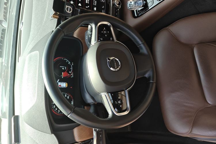 Used Volvo S90 New Energy 2021 T8 eDrive Hybrid Zhiyi Luxury Edition
