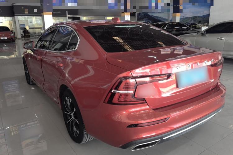 Used Volvo S60 2022 B4 Zhiyi Luxury Edition
