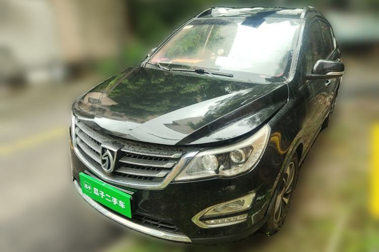 Used Baojun 560 2015 1.8L manual luxury version