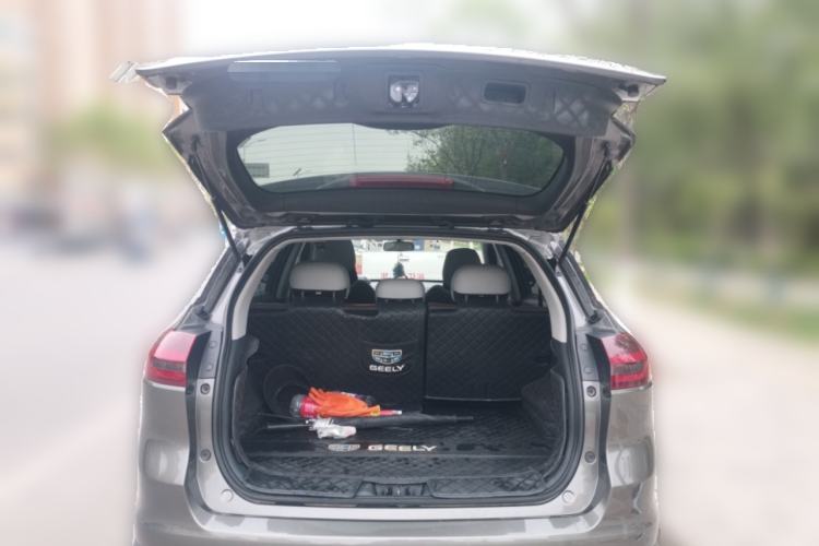 Used Geely Auto Emgrand X7 Sport 2022 1.8TD DCT Zhiya Trim