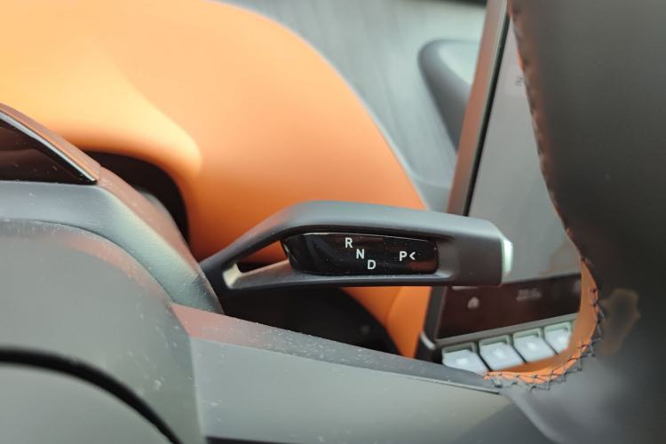 Used Xiaomi Auto YU7 2025 Ultra-Long Range High-Performance All-Wheel-Drive Max Edition
