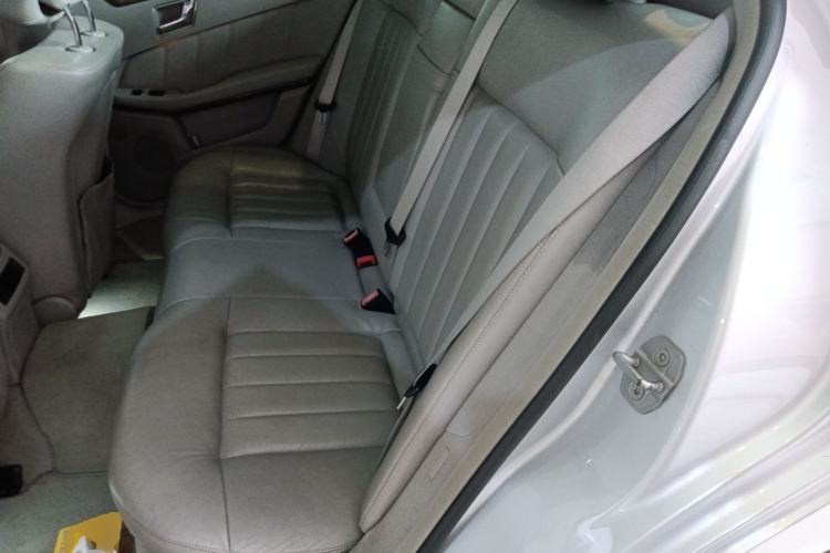 Used Mercedes-Benz E-Class 2009 E 300 Elegant Model