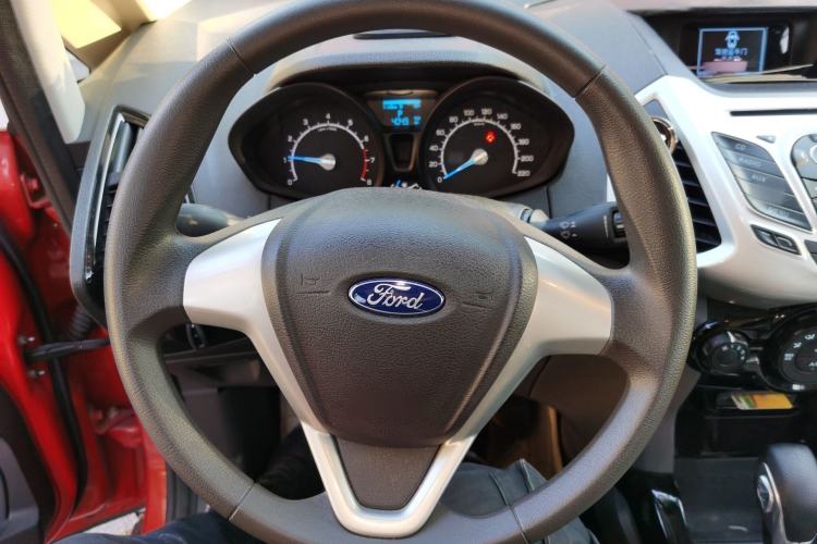 Used Ford EcoSport 2013 1.5L Automatic Fashion Model
