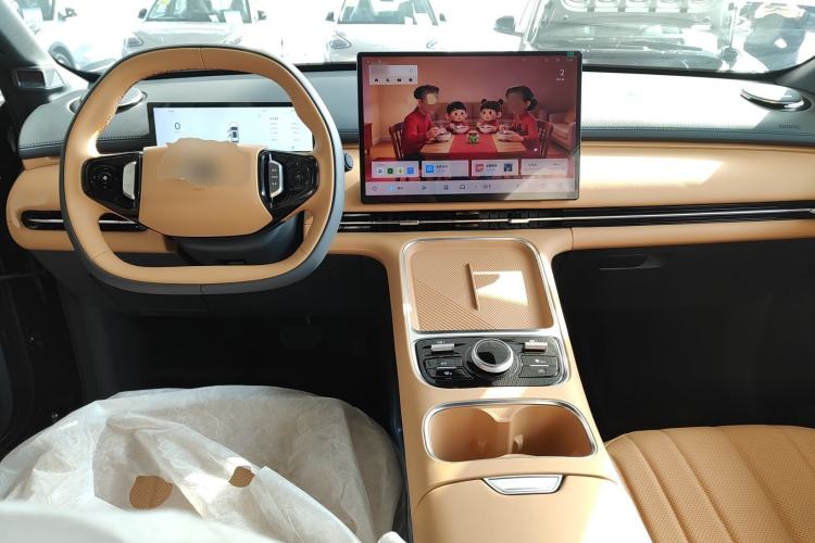 Used Geely Galaxy Xingjian 7 EM-i 2026 Model 135km Smart Navigation Version Center Console