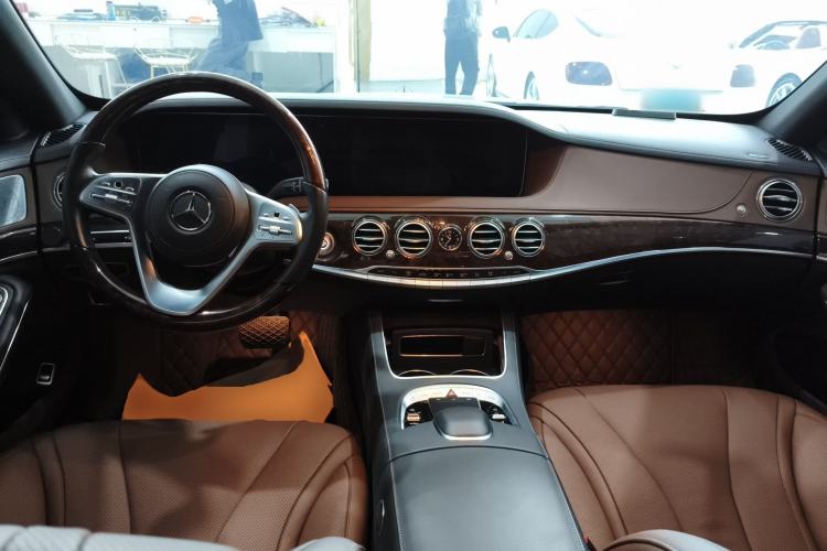 Used Mercedes-Benz S-Class 2020 S 350 L Exclusive Edition Prestige Collection Center Console