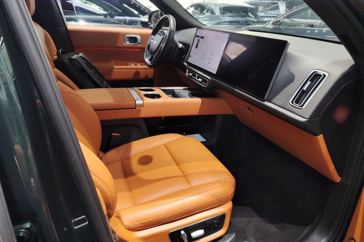 Used Li Auto L8 2023 Pro Model Right Front Seat