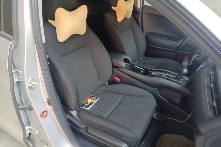 Used Honda Vezel 2015 1.5L CVT two-wheel drive Comfort trim
