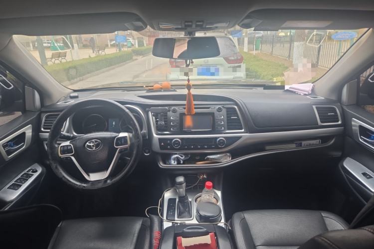 Used Toyota Highlander 2015 3.5L 4x4 Luxury Edition 7-seater