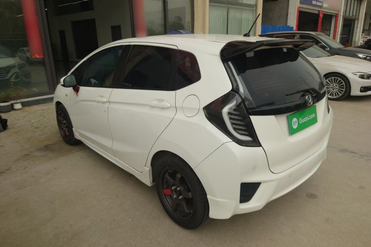 Used Honda Fit 2016 1.5L LXS CVT Comfort Sunroof Version
