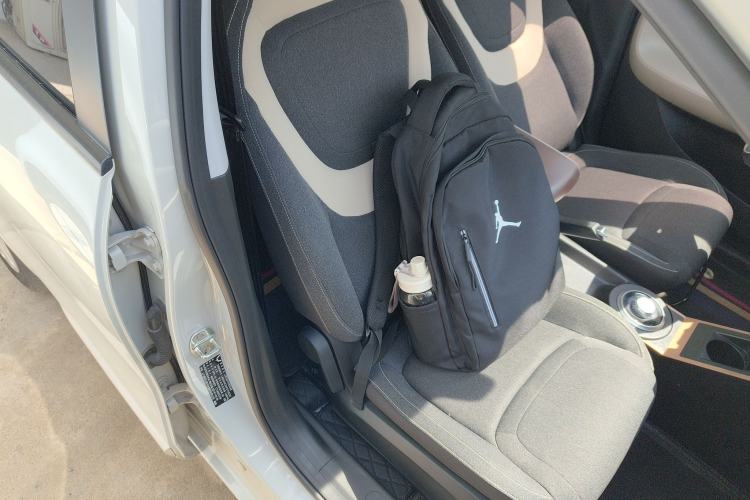 Used Wuling Bingo 2023 333 km Fast-Share Version Right Front Seat