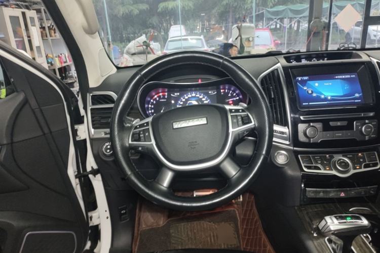 Used Haval H9 2017 2.0T Gasoline 4x4 Luxury 7-Seater