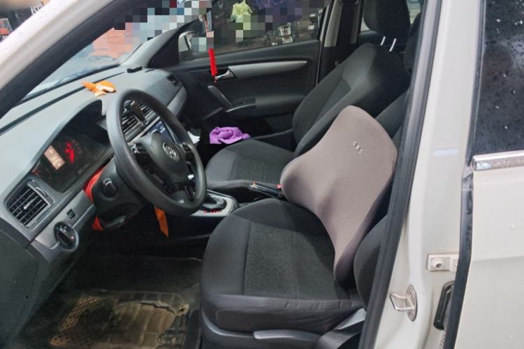 Used Volkswagen Lavida 2013 Revised Classic 1.6L Automatic Fashion Edition Left Front Seat