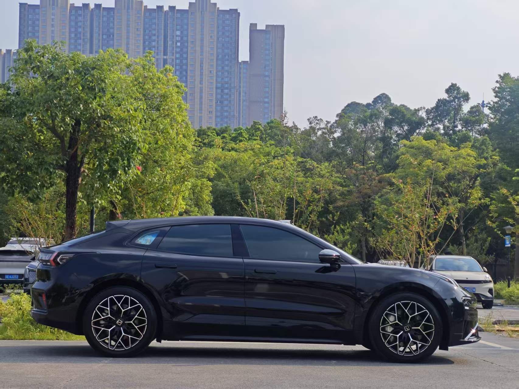 Zeekr 001 2025 WE Edition 100 kWh Rear-Wheel Drive — снимка 20