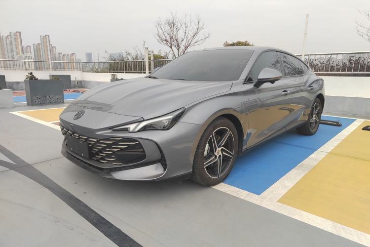 Used MG 7 2023 1.5T DCT Luxurious Supreme Edition