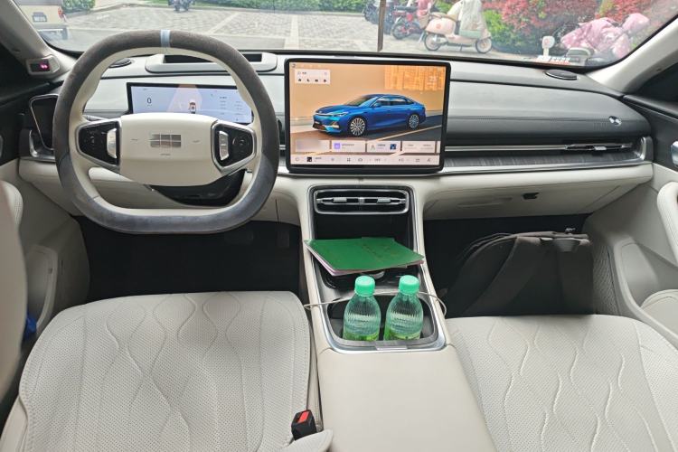 Used Geely Galaxy A7 2025 Model EM-i 150km Starship Edition
