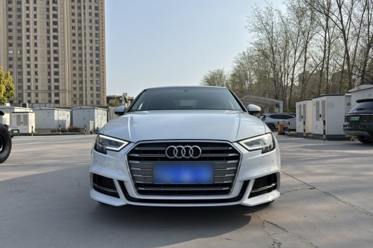 Used Audi A3 2020 Limousine 35 TFSI Fashion Edition China VI Emission Standard
