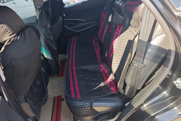 Used Hyundai Santa Fe 2013 2.0T Automatic All-Wheel Drive Top Trim