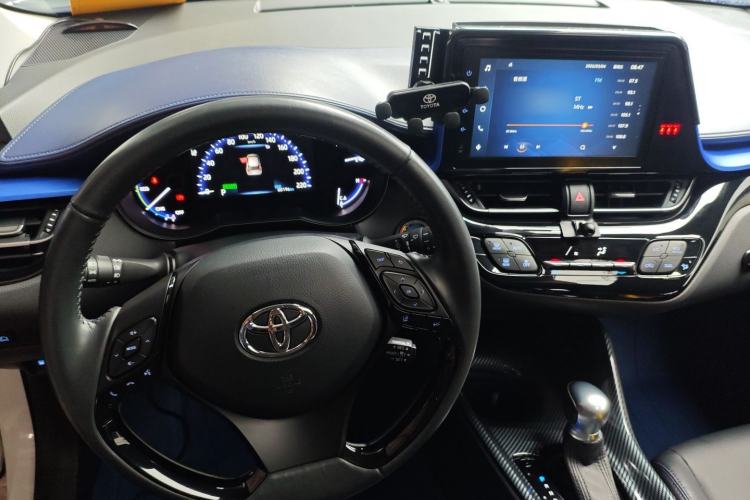 Used Toyota C-HR 2021 Dual-Motor 2.0L E-CVT Luxury Edition
