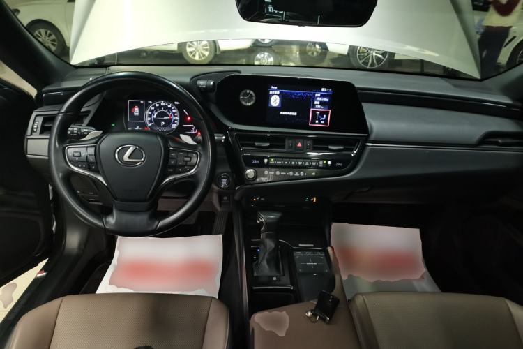 Used Lexus ES 2021 200 Excellence Edition