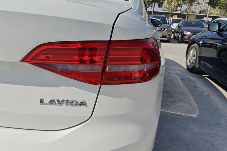 Used Volkswagen Lavida 2018 1.5L Automatic Fashion Edition China V Standard
