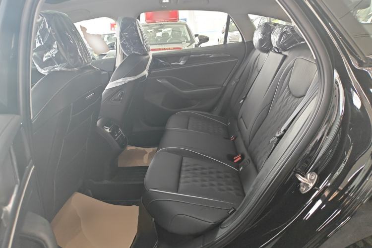 Used Volkswagen Magotan 2026 380TSI DSG Prestige Package—Daimai Package
