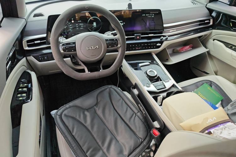 Used Kia Sportage (Chinese Domestic Model) 2023 1.5T Two-Wheel Drive Prestige Edition Interior 2