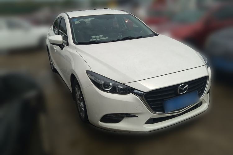 Used Mazda 3 Axela 2017 Sedan 1.5L Automatic Comfort Model China VI Standard Front Right 45 Deg