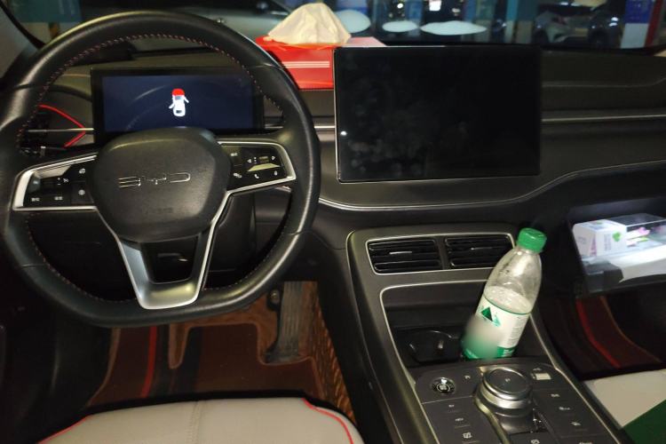 Used BYD Destroyer 05 2022 DM-i 55KM Luxury Model Center Console